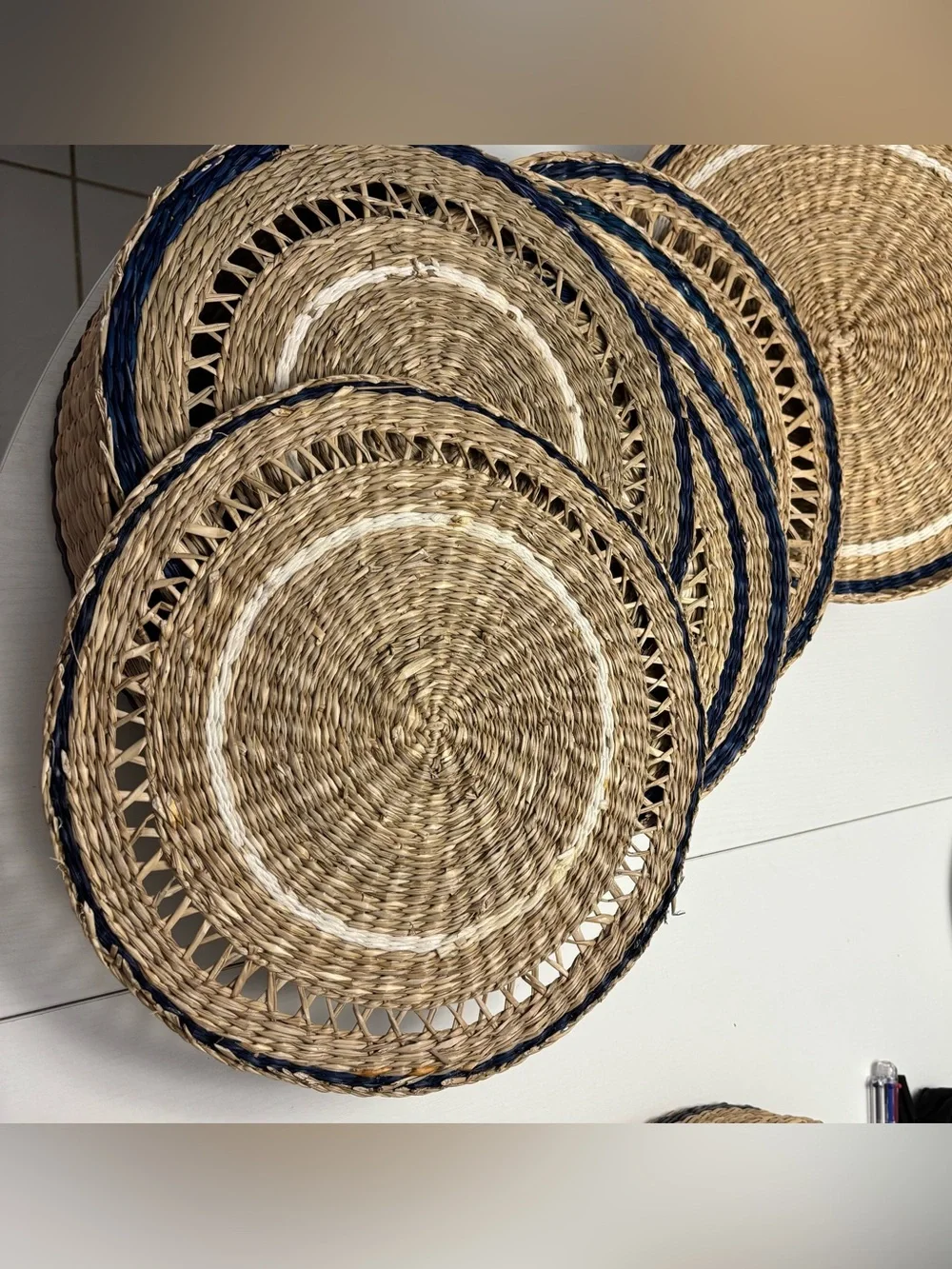 Pottery Barn Woven Seagrass Placemats Set of 6 with Lidded Holder (1 Mismatched)